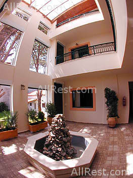 Andreolas Luxury Suites 4